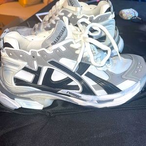 COPY - Size 41 Balenciaga Track sneaker